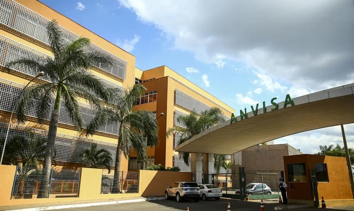 Anvisa proíbe venda de azeite, sal e “chá do milagre” por irregularidades graves